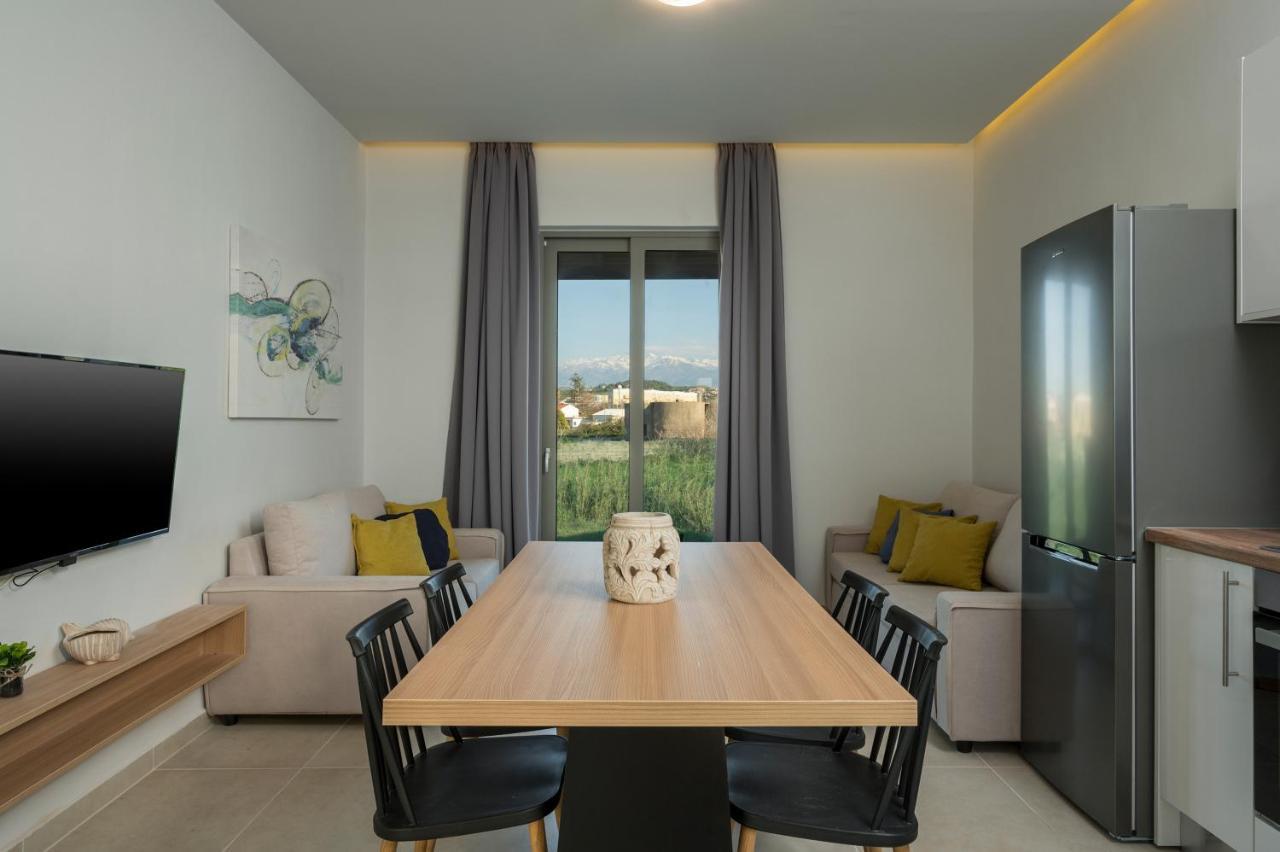 Aegean Breeze Luxury Apartments Next To The Sea 马莱迈 外观 照片