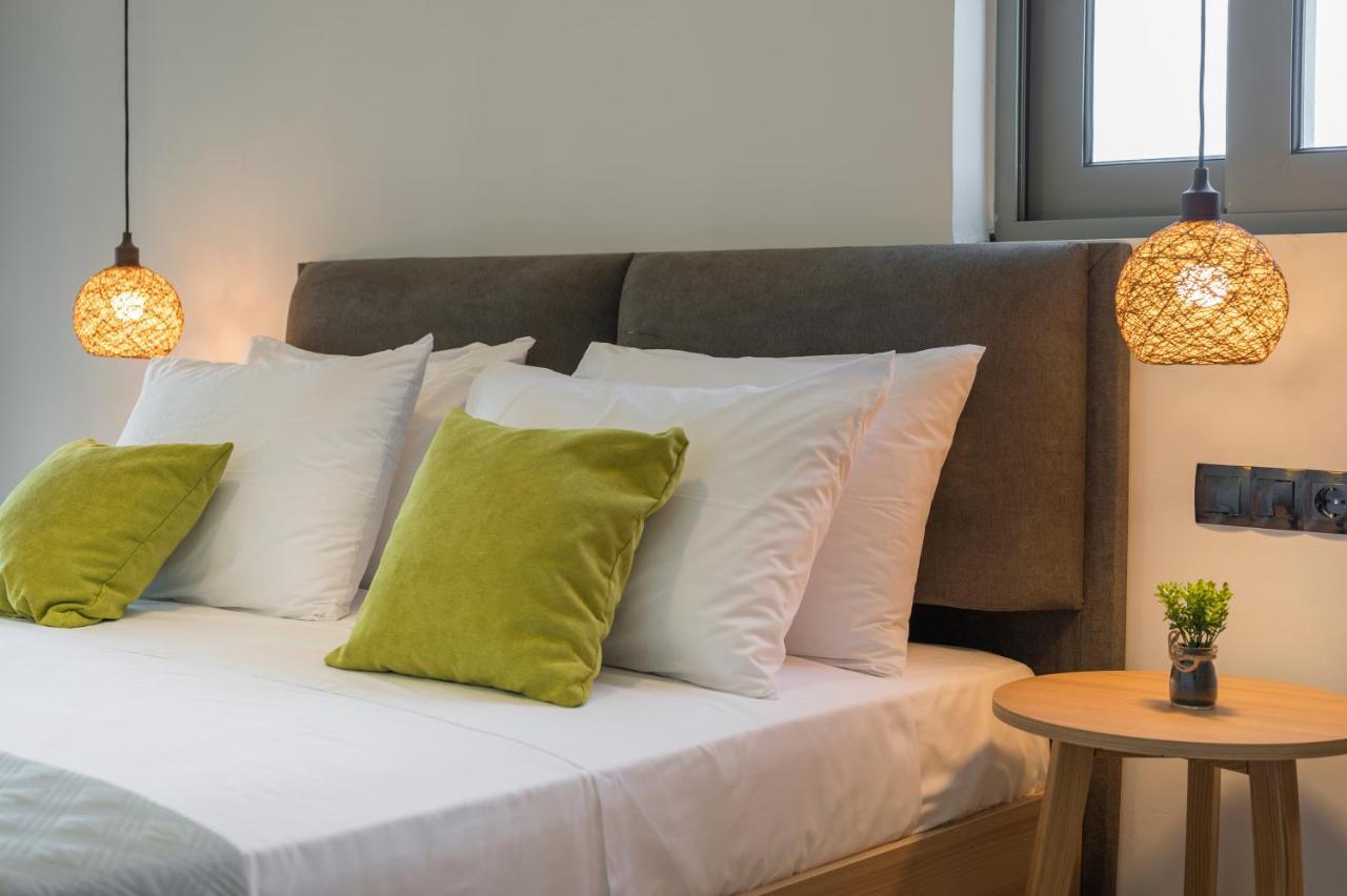 Aegean Breeze Luxury Apartments Next To The Sea 马莱迈 外观 照片