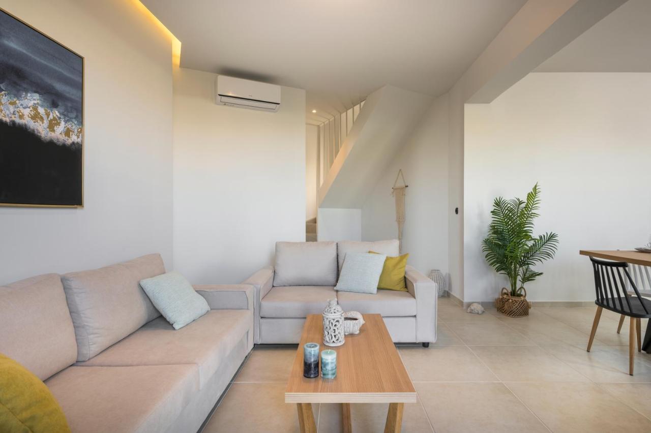 Aegean Breeze Luxury Apartments Next To The Sea 马莱迈 外观 照片