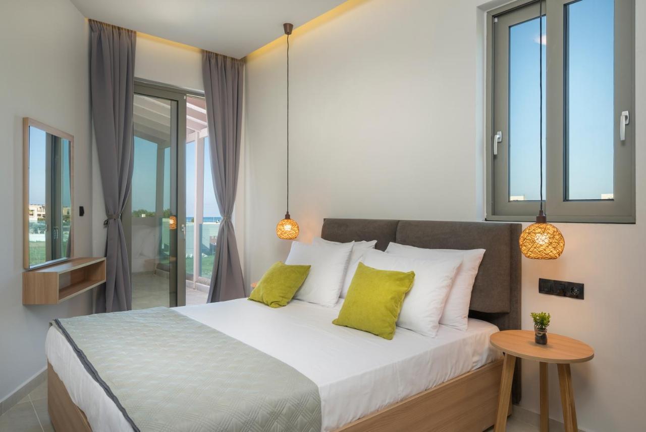Aegean Breeze Luxury Apartments Next To The Sea 马莱迈 外观 照片