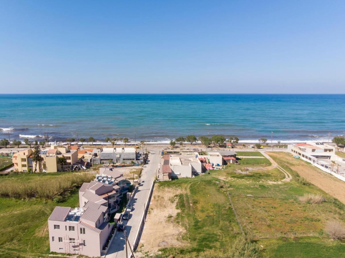 Aegean Breeze Luxury Apartments Next To The Sea 马莱迈 外观 照片